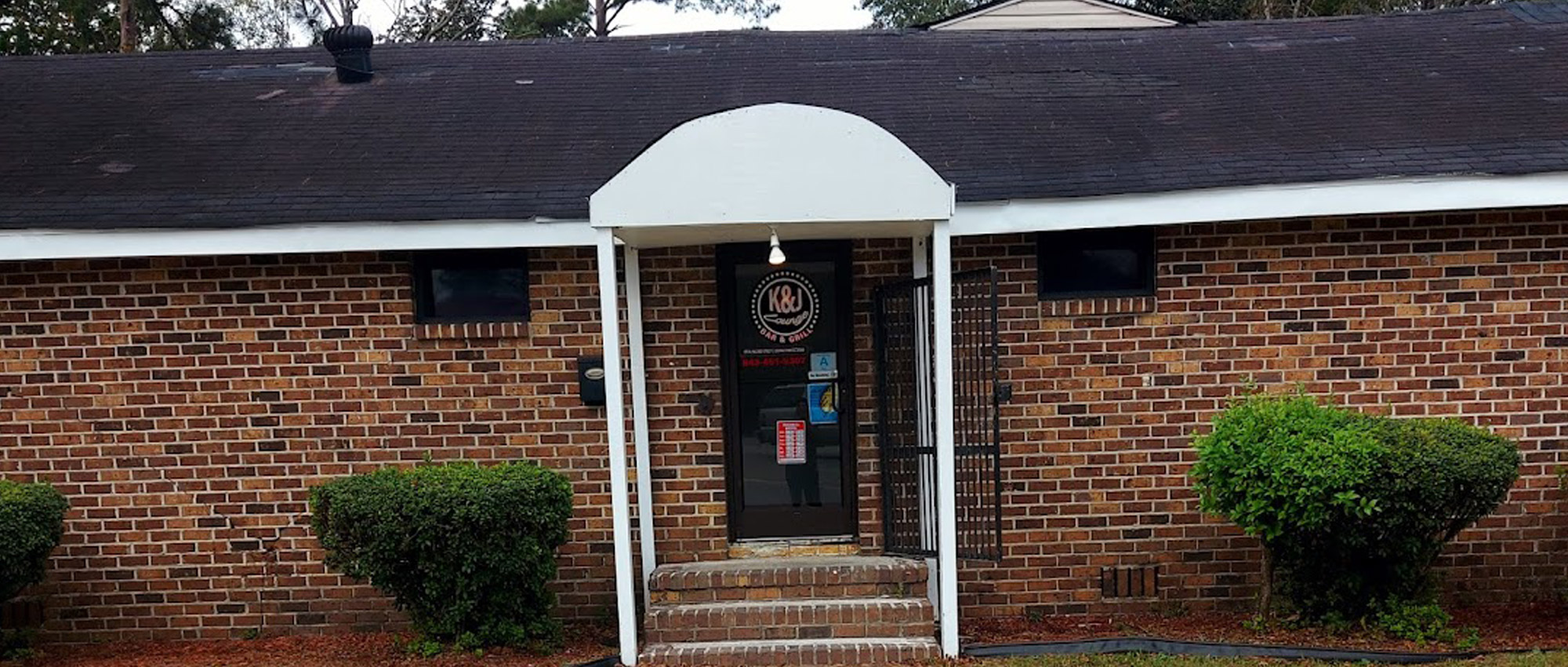 K&J Lounge Bar n Grill